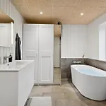 Awesome In With Jacuzzi